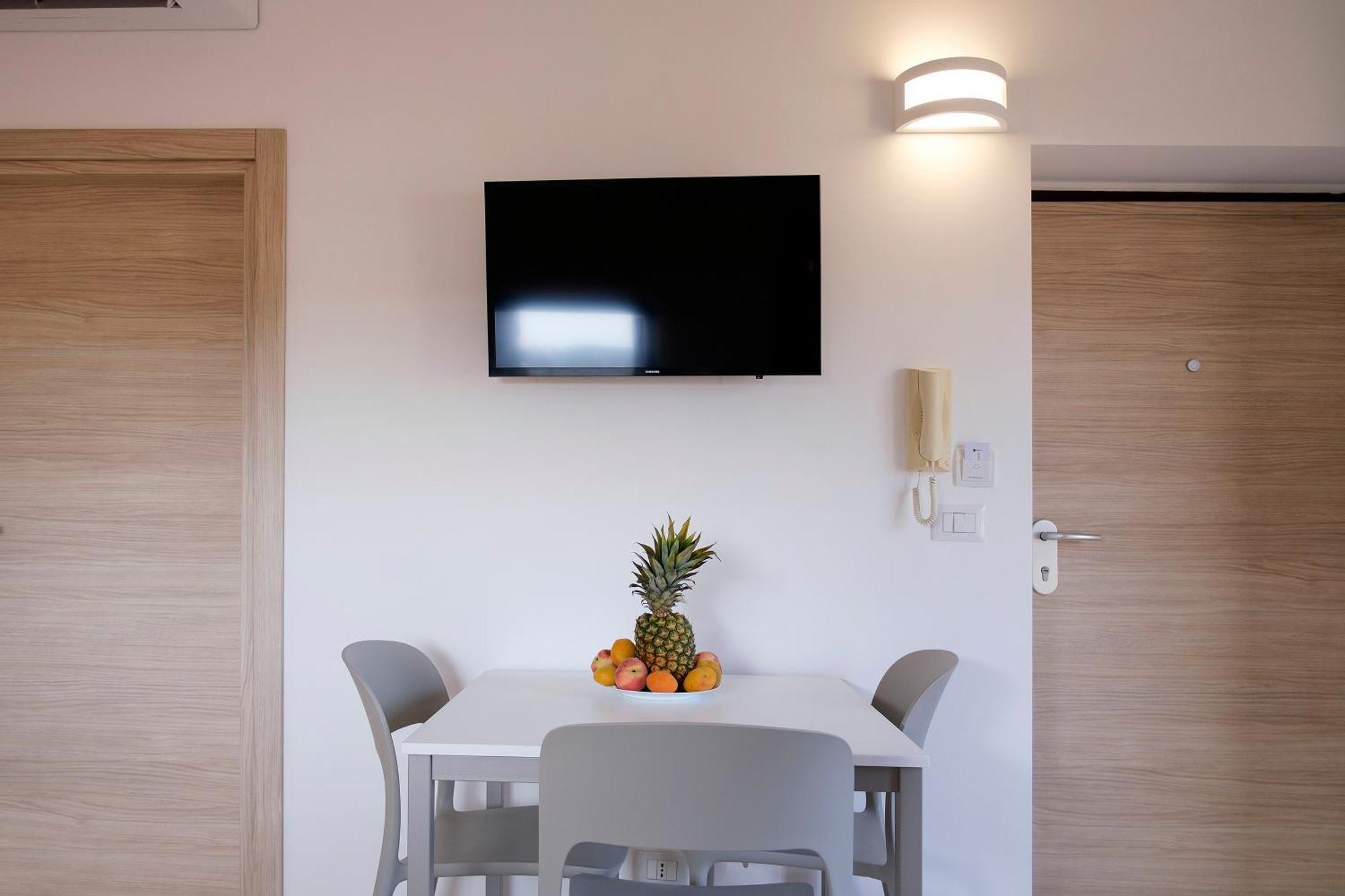 Magico Apartments - 450M Dalla Spiaggia Capo d'Orlando Luaran gambar