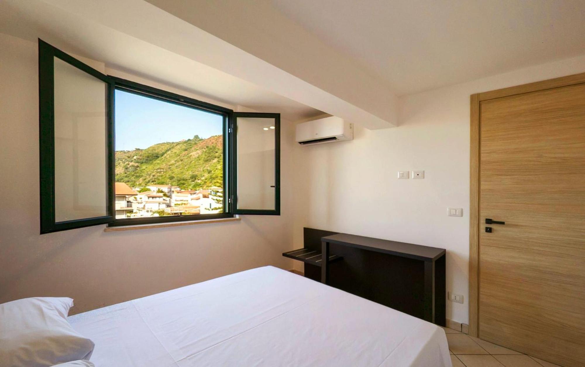Magico Apartments - 450M Dalla Spiaggia Capo d'Orlando Luaran gambar