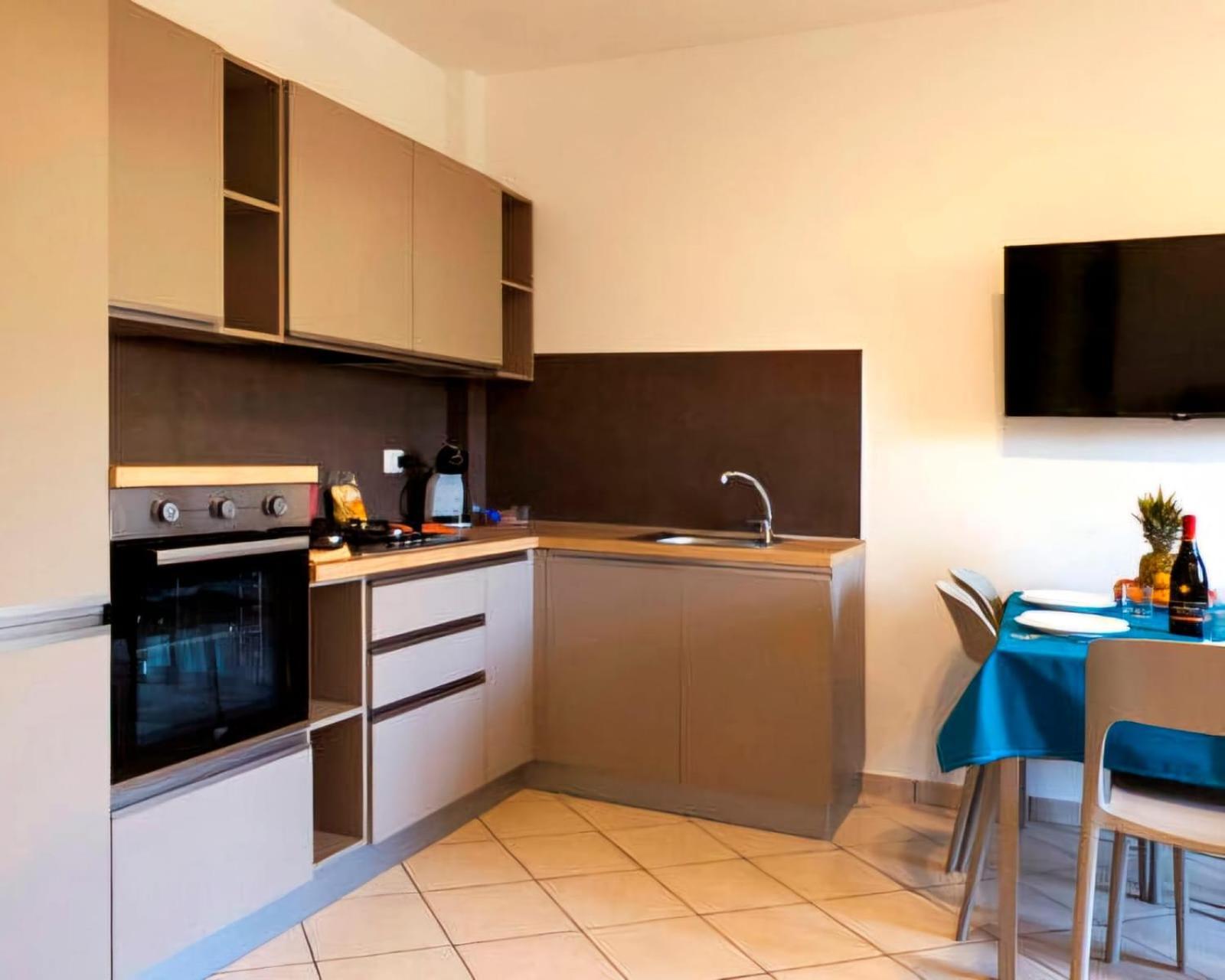 Magico Apartments - 450M Dalla Spiaggia Capo d'Orlando Luaran gambar